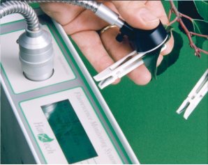 FMS-1 调制式荧光仪 FMS-1 调制式荧光仪